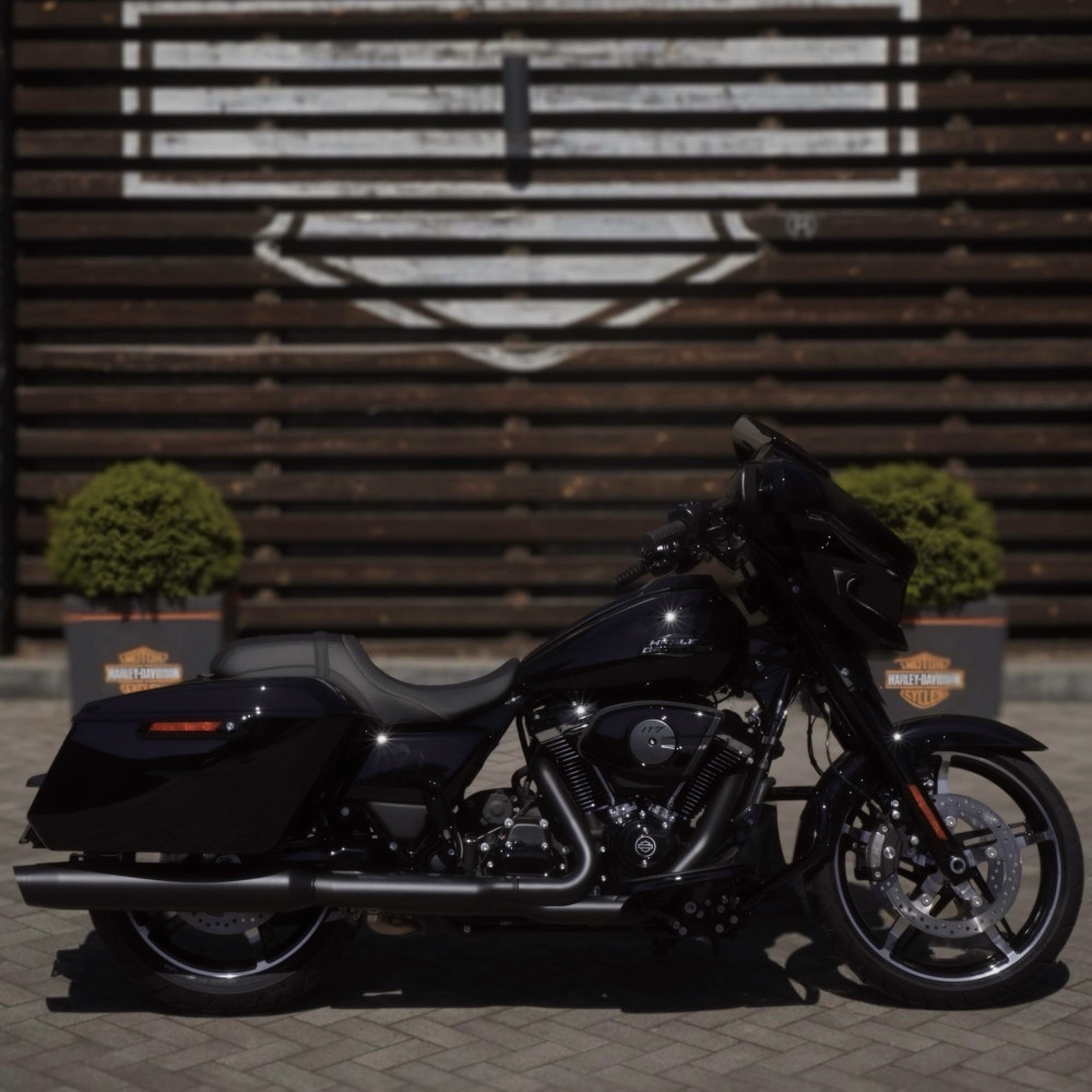 Мотоциклы : Harley-Davidson Street Glide 2025 –